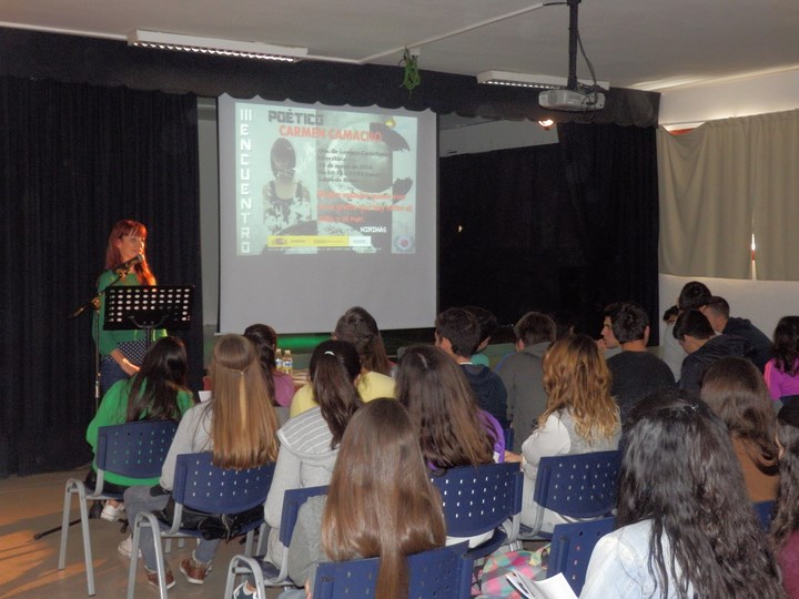 FOTOS III ENCUENTRO PO TICO CARMEN CAMACHO 054 (Copy)